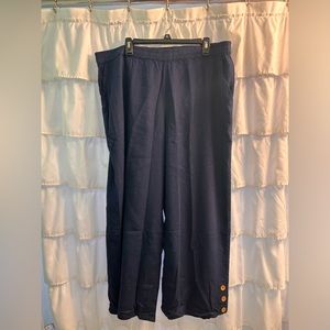 Naturals d&co navy pants